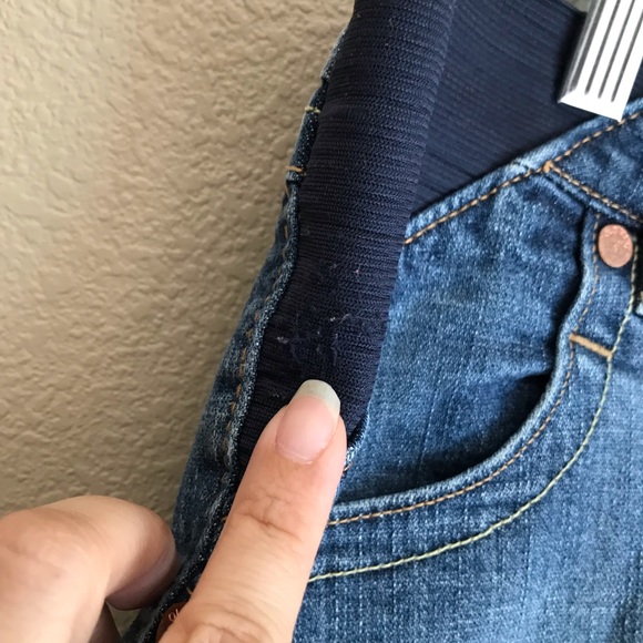 Old Navy Maternity Stretch Jean Bermuda Shorts 8 - Picture 4 of 9